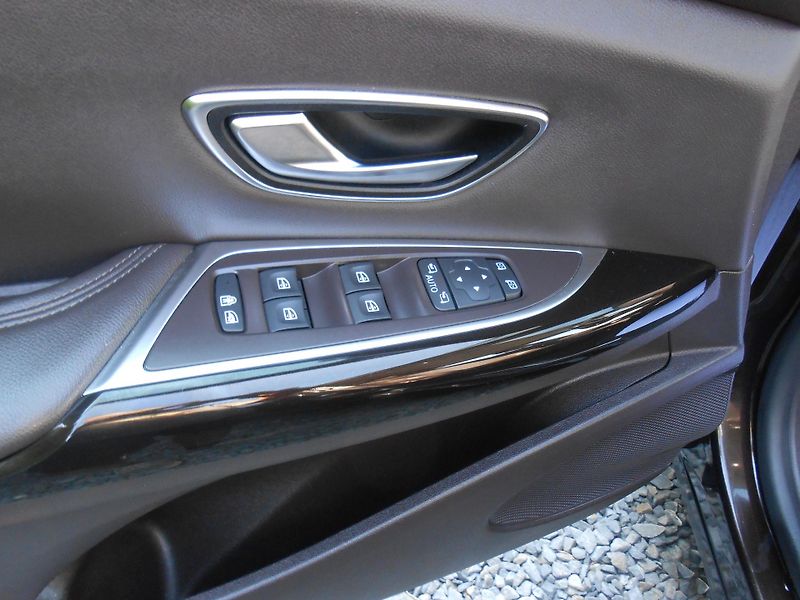 Renault Espace 1.6DCi,118KW,AUTOMAT,Tažné,TOP - fotka 29 z 45