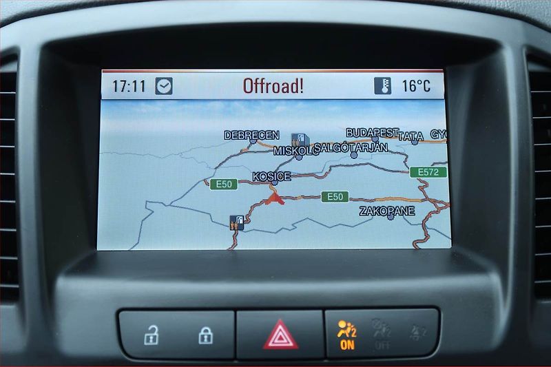 Opel Insignia (2009) 2.0 CDTI, Navi, Tempomat - fotka 18 z 19
