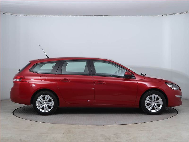 Peugeot 308 (2015) 1.2 e-THP, Tempomat - fotka 6 z 14