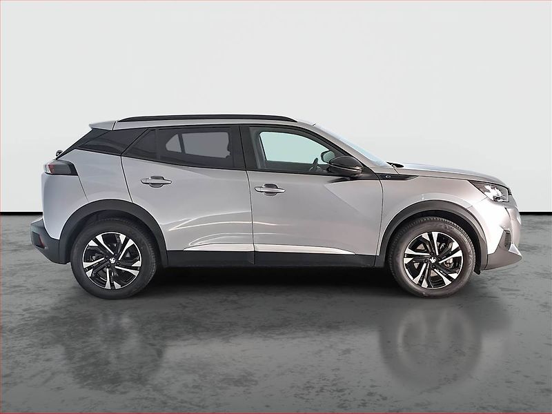 Peugeot 2008 (2023) Allure 50 kWh, SoH 99% - fotka 6 z 19