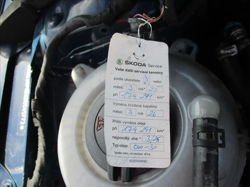 Škoda Octavia 1,6 TDI, Eleg, ZAMLUVENA - fotka 24 z 32