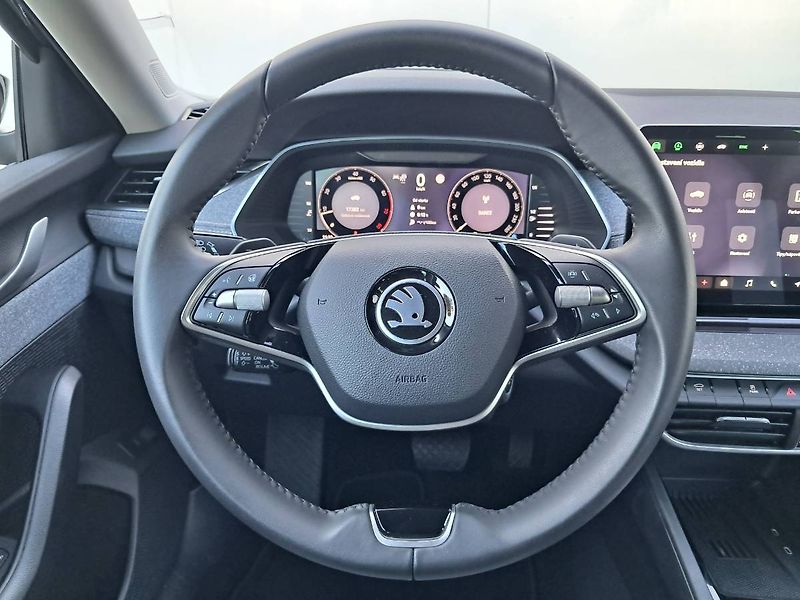 Škoda Octavia (2024) IV M-HEV Top Selection 1.5 TSI - fotka 6 z 30