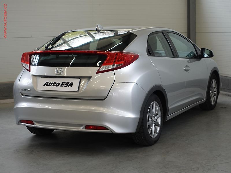 Honda Civic (2012) 1.4i, servis.kniha - fotka 4 z 21