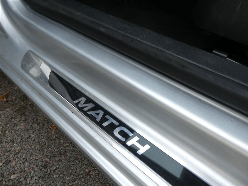 Volkswagen Golf 1,2 TSi 77kW MATCH serviska - fotka 32 z 45