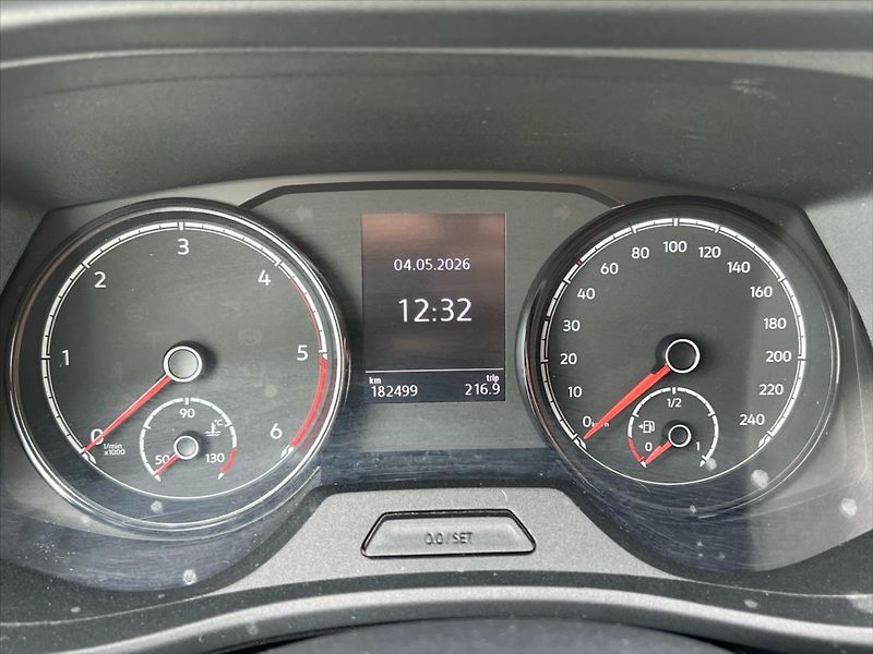 Volkswagen Transporter 2,0 TDi 110kW 7DSG 3 místný  T - fotka 16 z 23