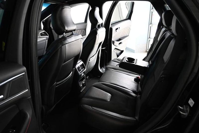 Ford Edge (2019) 2.0 ST-LINE 4x4 175KW LED ACC - fotka 9 z 48