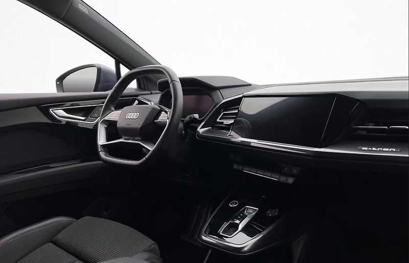 Audi Q4 40 Sportback e-tron S-Line Kam - fotka 22 z 31