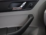 Škoda Rapid (2013) Elegance 1.6 TDI - náhled 11