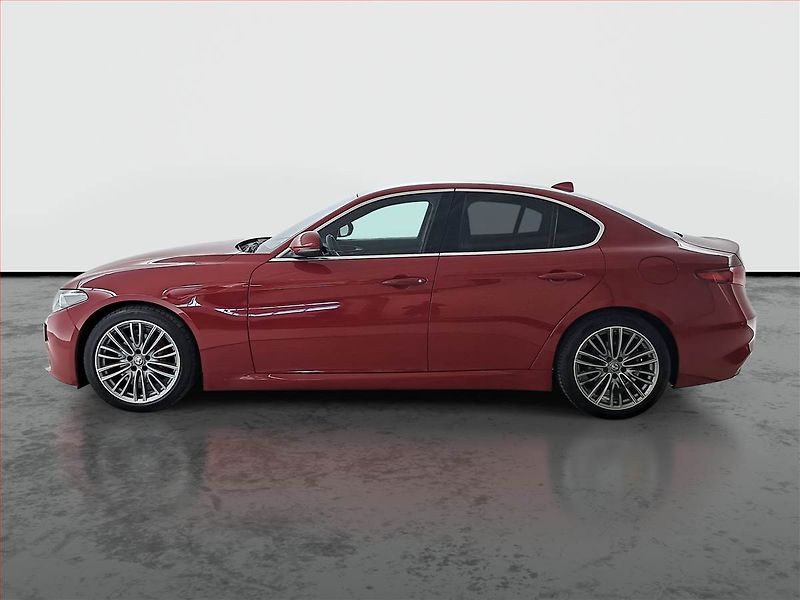 Alfa Romeo Giulia (2017) 2.0 Turbo - fotka 3 z 17