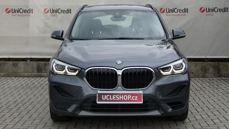 BMW X1 sDrive 18i - fotka 2 z 24