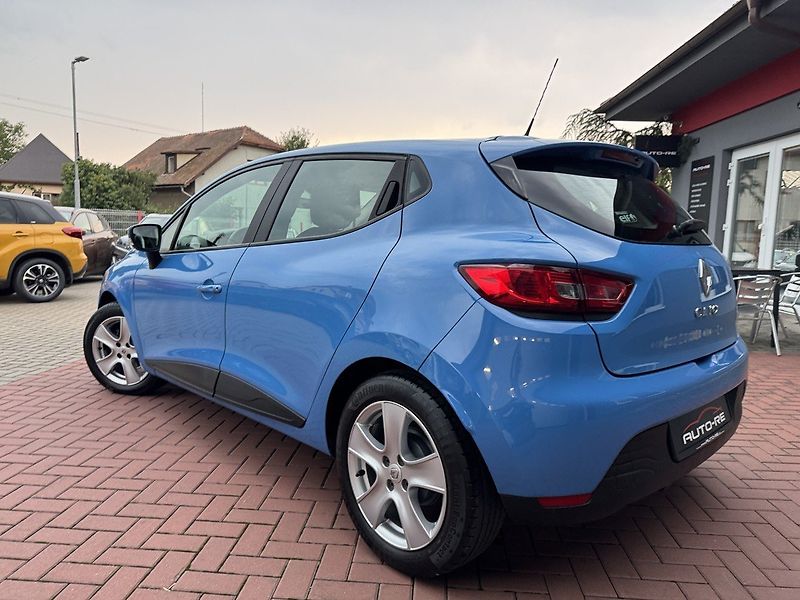 Renault Clio (2013) 1.2i Navi Klima Tempomat BT - fotka 3 z 50