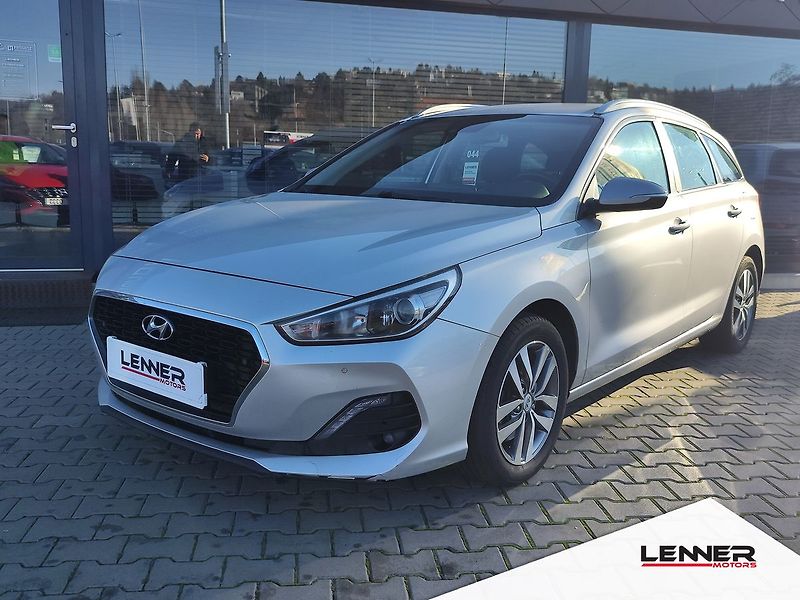 Hyundai i30 1.6 CRDI/85kW Style Navi - fotka 1 z 29