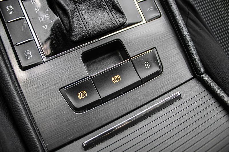 Škoda Superb - fotka 26 z 35