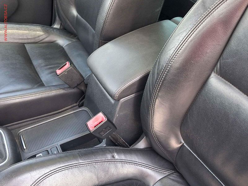 Volkswagen Tiguan (2009) 2.0TDi 4x4, Bixen, panor - fotka 20 z 22