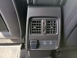 Mitsubishi Grandis INTENSE+ 1.3 DI-T MILD HYBRID - náhled 16