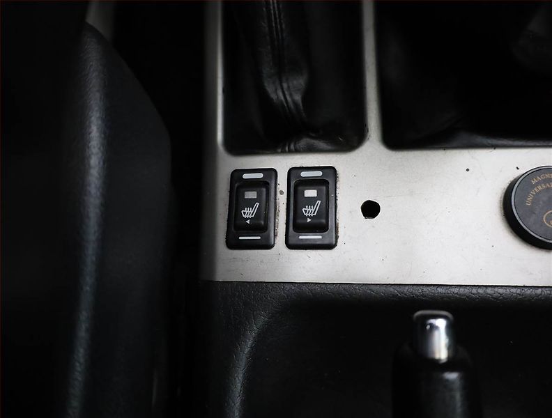 Nissan Terrano (2005) 3.0 Di , 4X4 - fotka 11 z 19