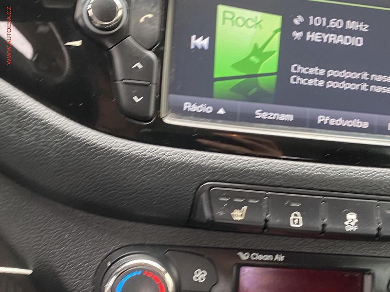 Kia Ceed (2017) 1.6GDi, ČR, AC, kamera - fotka 17 z 19