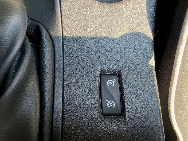 Renault Fluence (2013) 1,6DCI 96KW - fotka 13 z 24