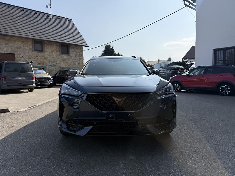 Cupra Formentor 1.4 TSI 110 kW - fotka 2 z 17