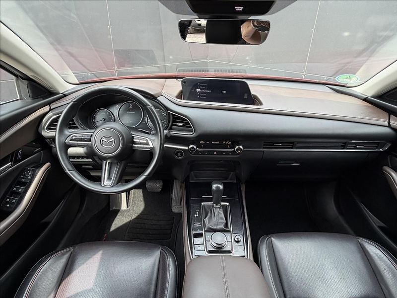 Mazda CX-30 2,0 Sky-X 132kW Selection AT - fotka 15 z 37