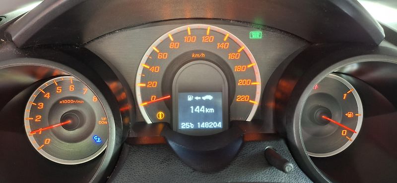 Honda Jazz 1.4 VTEC 73 KW - fotka 19 z 32