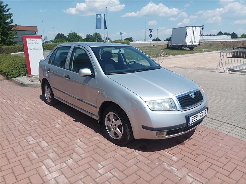 Škoda Fabia 1,2 Elegance - fotka 5 z 16
