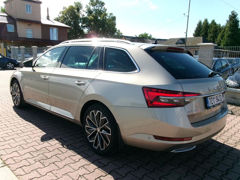 Škoda Superb (2022) 2,0TDI L&K 4x4 DSG ACC MATRIX - fotka 5 z 49