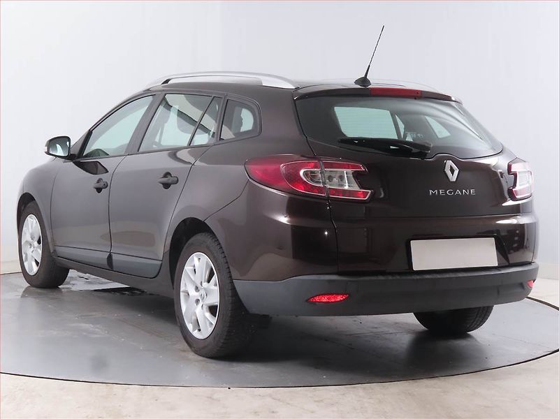 Renault Mégane (2012) 1.6 16V, Serv.kniha, Navi - fotka 4 z 15