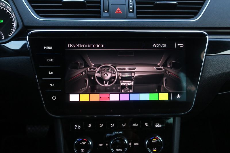 Škoda Superb (2017) 2.0 TDI 140kW 4x4 L&K DSG - fotka 29 z 50