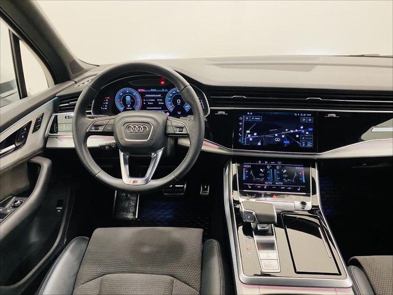 Audi Q7 3,0 TDI 210kW 7Míst S-Line - fotka 10 z 32