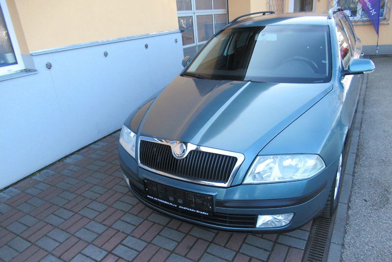 Škoda Octavia 1.9 TDi AUT. KLIMA TEMPOMAT - fotka 8 z 18