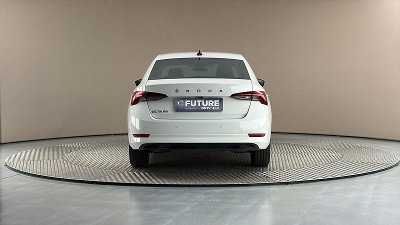 Škoda Octavia 2.0 TDI Style - fotka 5 z 26