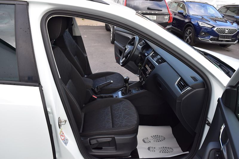 Škoda Octavia (2018) 1.5TSI 110kw CLEVER TAŽN NAVI  - fotka 35 z 46