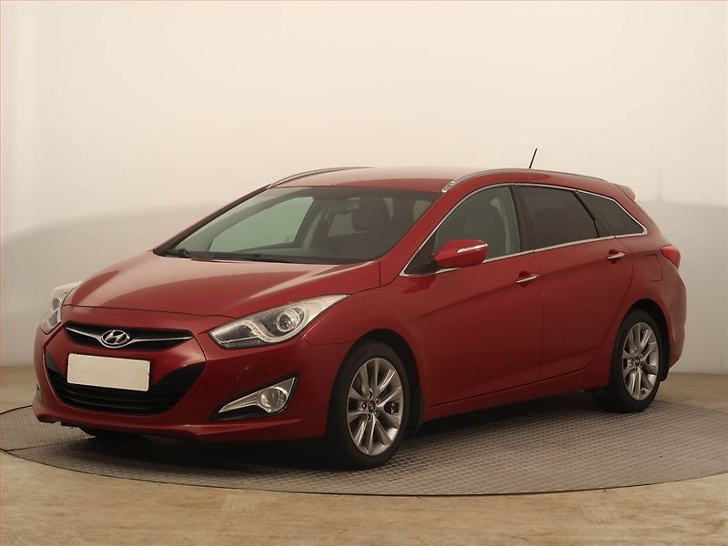 Hyundai i40 (2014) 1.7 CRDi, po STK, Tažné - fotka 2 z 14