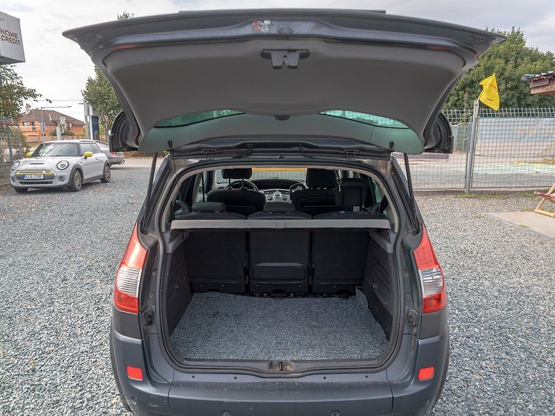 Renault Scénic (2006) 1.6i 82KW – PO ROZVODECH - fotka 29 z 38