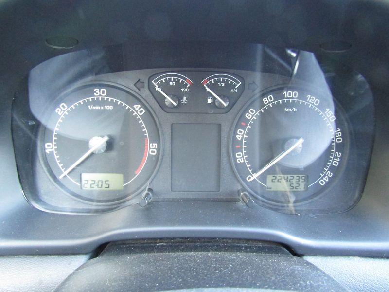 Škoda Octavia (2009) 1.9 TDI 74kW  BEZ KOROZE - fotka 27 z 33