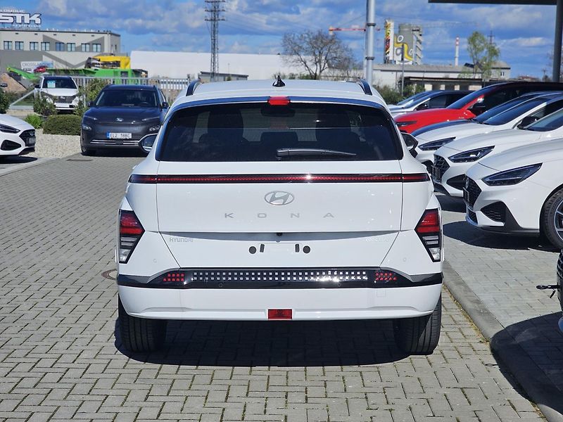 Hyundai Kona (2025) EV 65 kWh CZECH EDITION - fotka 5 z 15