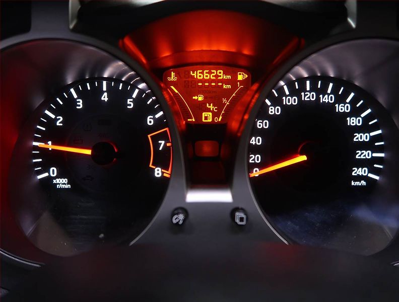 Nissan Juke (2017) 1.2 DIG-T, Serv.kniha, Navi - fotka 11 z 17