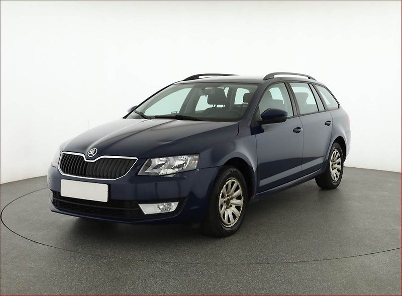Škoda Octavia (2014) 1.6 TDI, Serv.kniha, Tempomat - fotka 2 z 13