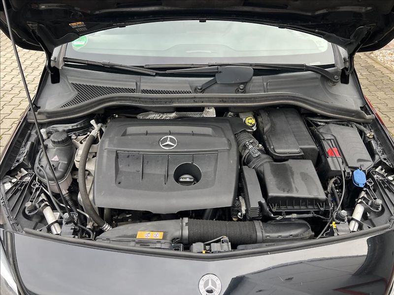 Mercedes-Benz Třídy B 180 CDI / 7G-DCT - fotka 39 z 41