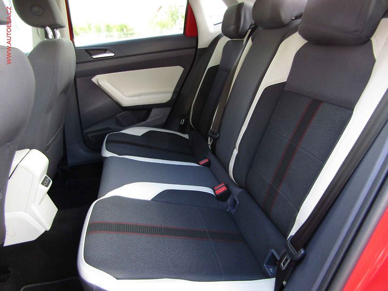 Volkswagen Polo (2019) 1.0 TSi, Beats, DSG - fotka 10 z 21