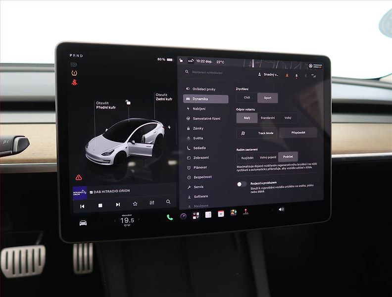 Tesla Model 3 (2023) Long Range 4WD 79kWh, SoH 95% - fotka 19 z 32