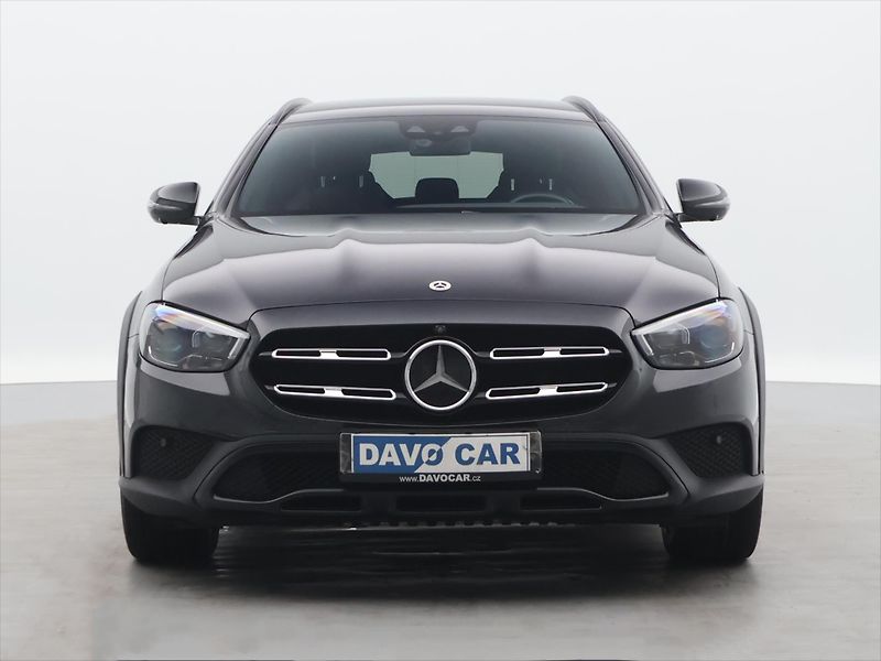 Mercedes-Benz Třídy E 2,0 220d 143kW AllTerain DPH - fotka 2 z 40