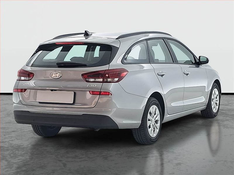 Hyundai i30 (2026) 1.0 T-GDI, COMFORT, DPH - fotka 5 z 19