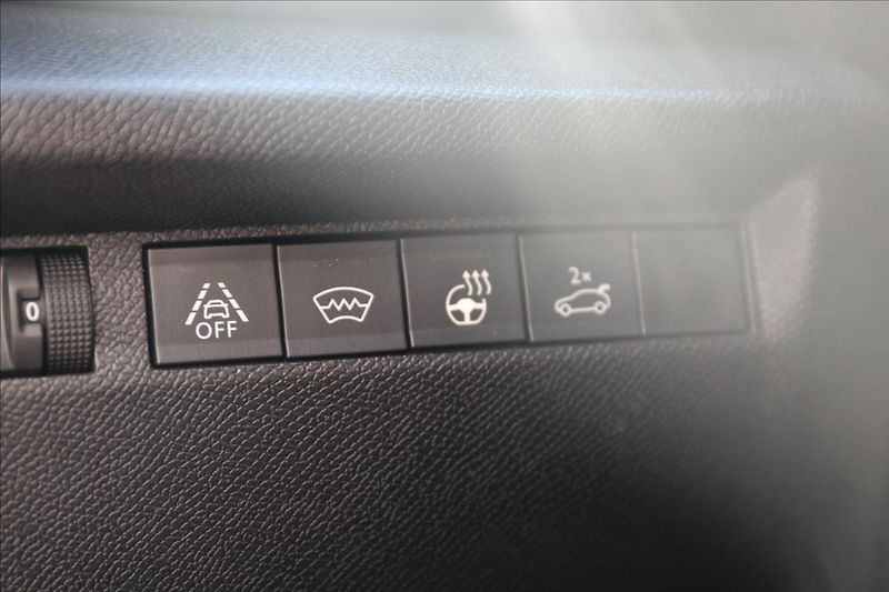 Citroën C4 1,2 1. Majitel, ČR, DPH - fotka 26 z 50