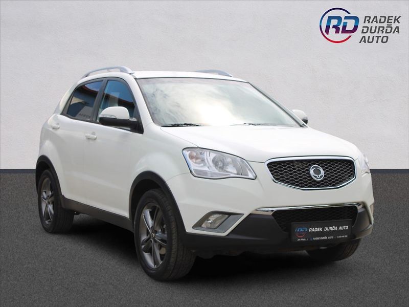 SsangYong Korando 2,0 D20T  AUTOMAT,4x4,TAŽNÉ - fotka 3 z 27