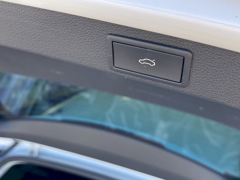 Škoda Superb (2023) 2.0 TDI 110kW DSG Style Plus c - fotka 32 z 35
