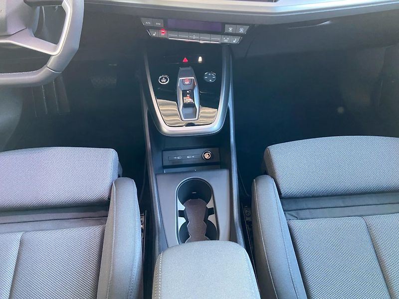 Audi Q4 e-tron 45 S-Line LED Keyless Navi - fotka 7 z 12