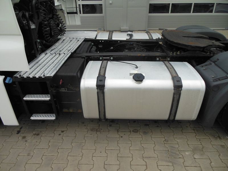 MAN TGX 18.470 XXL, LowDeck, Retarder - fotka 8 z 22
