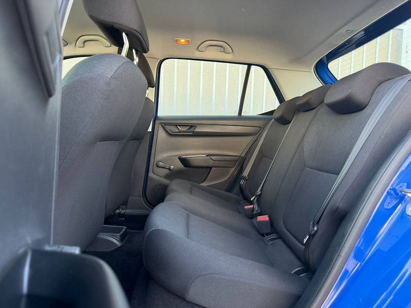 Škoda Fabia Active 1,0 TSI 70 kW 5° MP - fotka 10 z 28